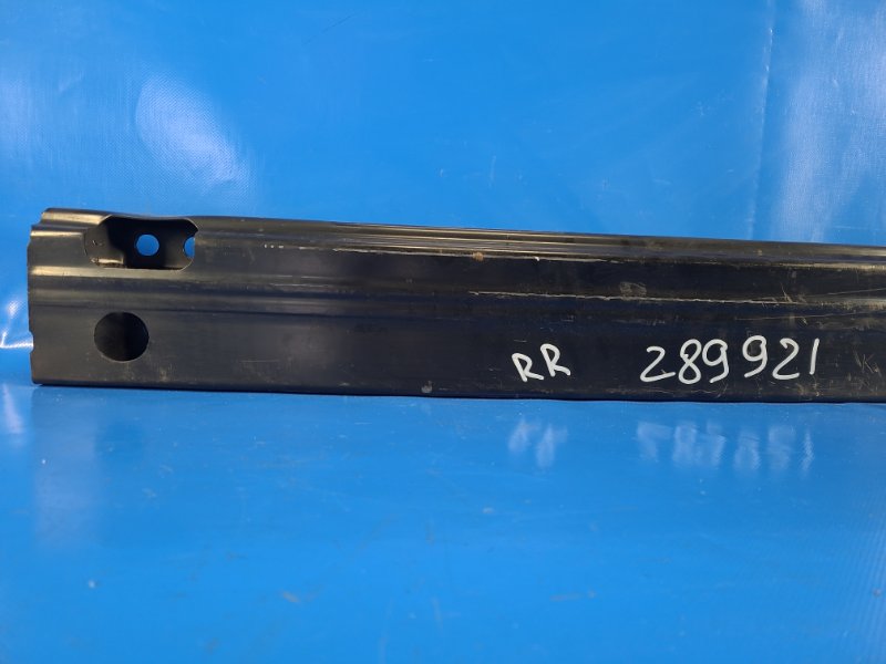 Усилитель заднего бампера CAMRY 70 17- Усилитель заднего бампера CAMRY 70 17-