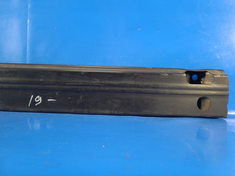 Усилитель заднего бампера TOYOTA CAMRY 70 17- Усилитель заднего бампера TOYOTA CAMRY 70 17-