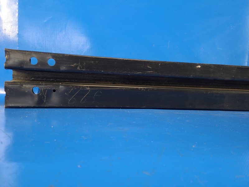 Усилитель заднего бампера CAMRY 70 17-