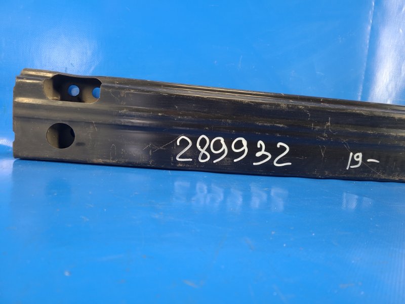 Усилитель заднего бампера CAMRY 70 17-