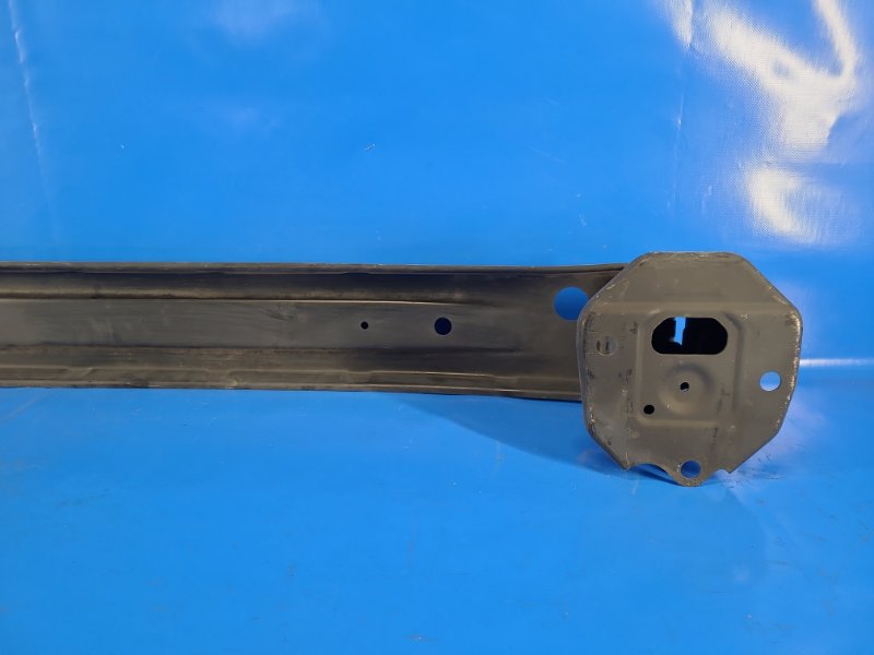 Усилитель заднего бампера RAV4 18-