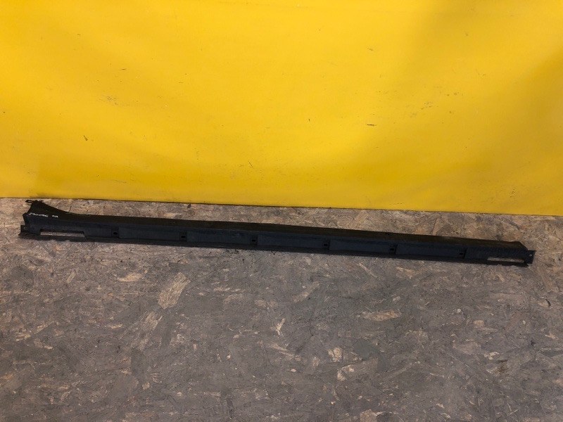 Запчасть накладка порога наружная правая TOYOTA VENZA 09-16 75851-0T010 Б/У Накладка порога наружная правая TOYOTA VENZA 09-16 75851-0T010 Б/У