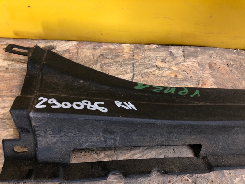 Накладка порога наружная правая VENZA 09-16 Накладка порога наружная правая VENZA 09-16