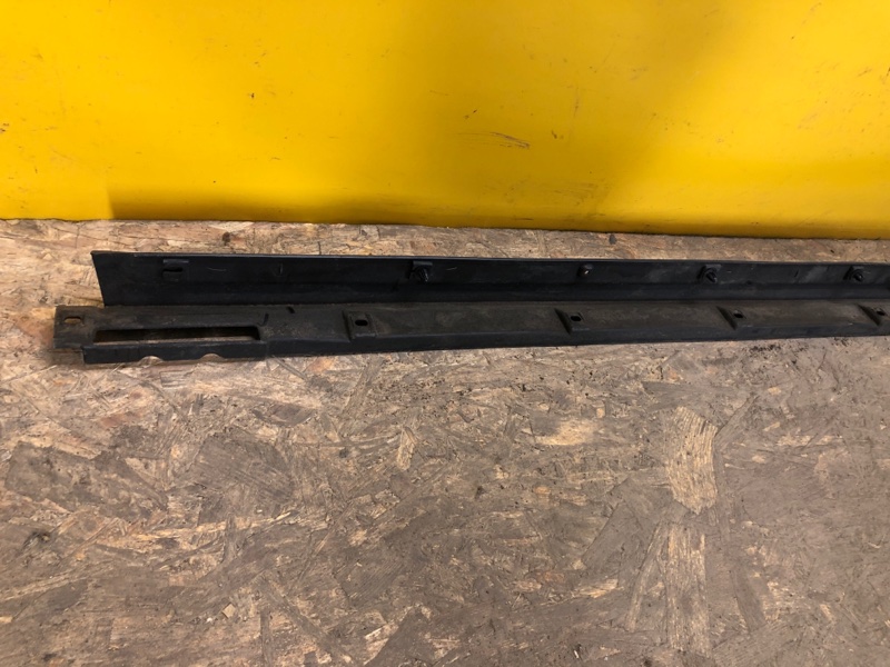 Накладка порога наружная правая TOYOTA VENZA 09-16 Накладка порога наружная правая TOYOTA VENZA 09-16