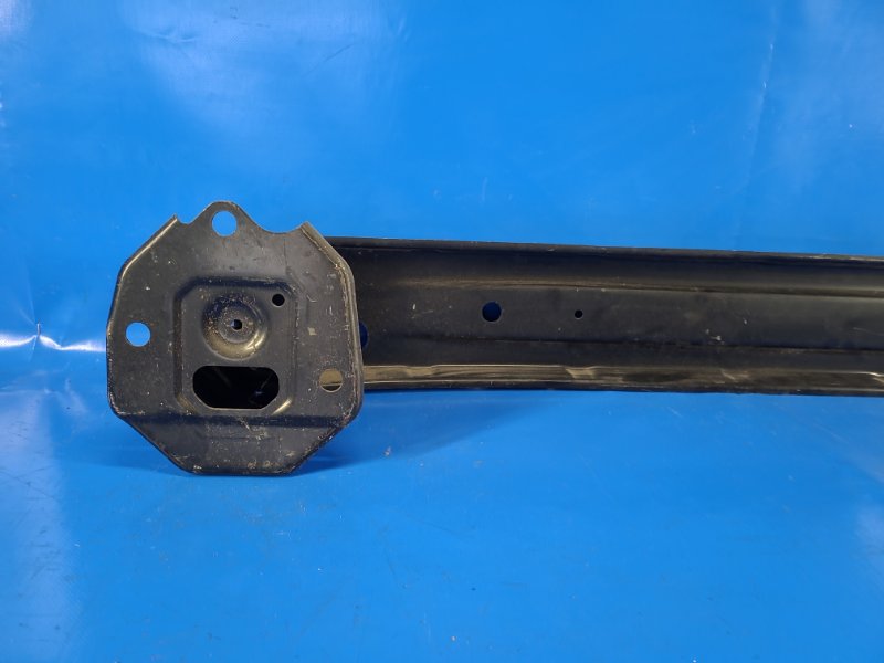 Усилитель заднего бампера RAV4 18-