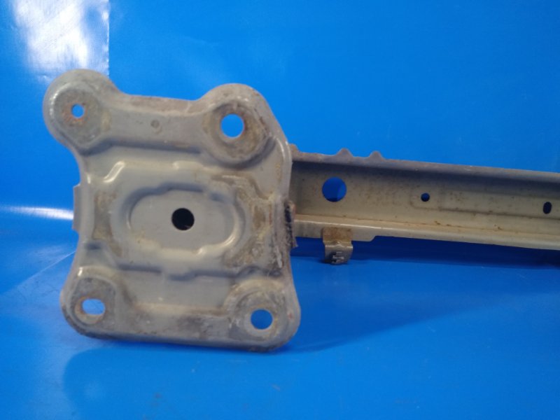 Усилитель заднего бампера 3 BM 13-19