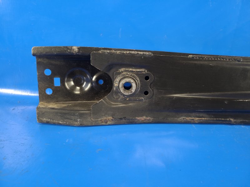 Усилитель заднего бампера COROLLA 18- Усилитель заднего бампера COROLLA 18-