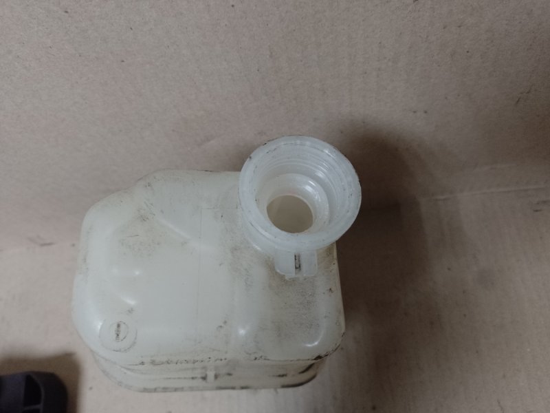 Расширительный бачок инвертора TOYOTA PRIUS - 30 09-17