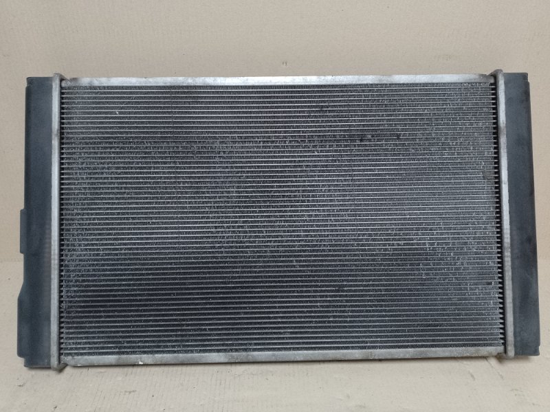 Радиатор основной TOYOTA PRIUS - 30 09-17 16400-37230 Б/У