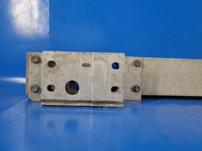 Усилитель заднего бампера IS F 07-14