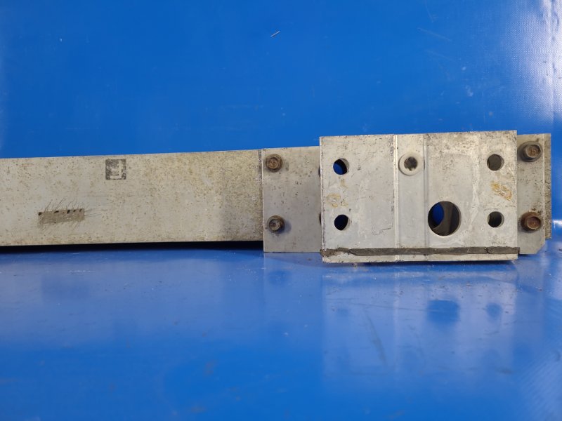 Усилитель заднего бампера IS F 07-14