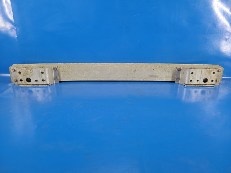 Усилитель заднего бампера GS350 GS300 05-11 Усилитель заднего бампера GS350 GS300 05-11