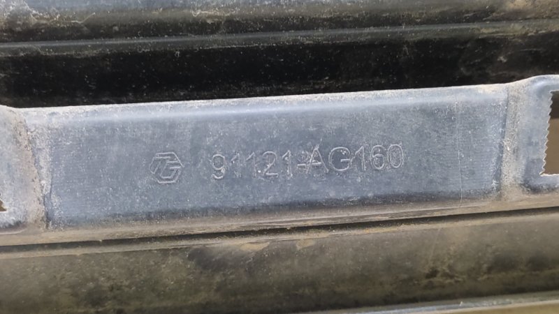 Решетка радиатора LEGACY 03-09 BL/BP