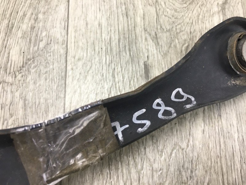 Рычаг задней подвески поперечный нижний передний ESCAPE 12-19 2018 TM2 1.5 M9MA