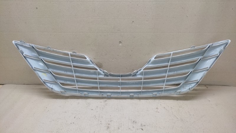 Решетка радиатора CAMRY 40 06-11