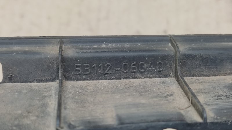 Решетка переднего бампера TOYOTA CAMRY 40 06-11 Решетка переднего бампера TOYOTA CAMRY 40 06-11