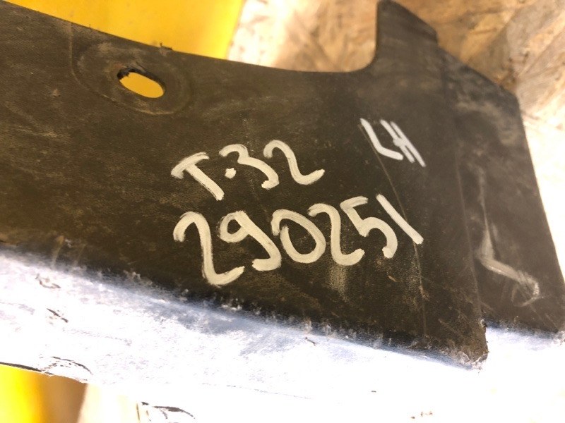 Накладка порога наружная левая X-TRAIL/ROGUE T32 13-20