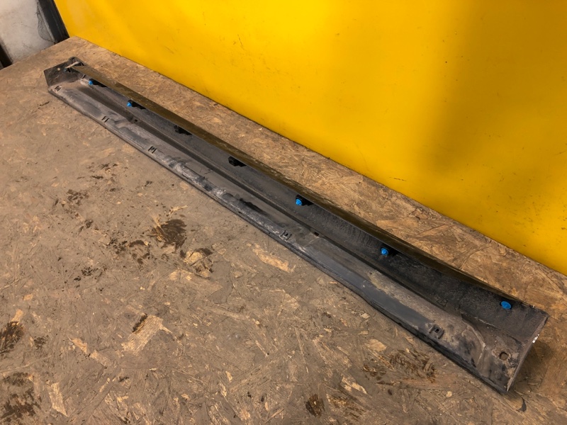 Накладка порога наружная правая OUTLANDER GF 12- Накладка порога наружная правая OUTLANDER GF 12-