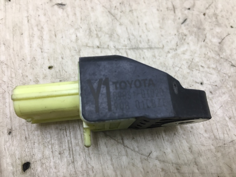 Датчик удара TOYOTA SIENNA 11-16 Датчик удара TOYOTA SIENNA 11-16