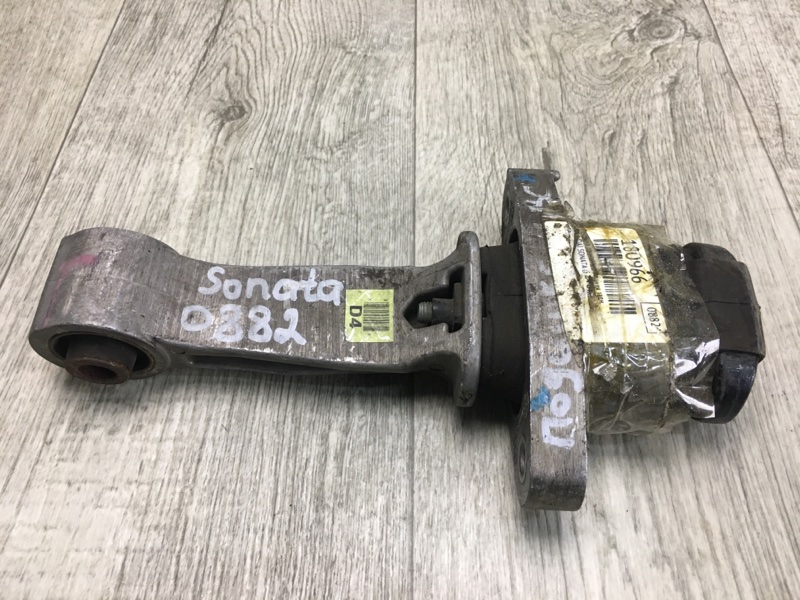 Подушка двигателя нижняя задняя HYUNDAI SONATA LF 2014- 2015 LF 2.4 G4KJ 21950-D4400 Б/У