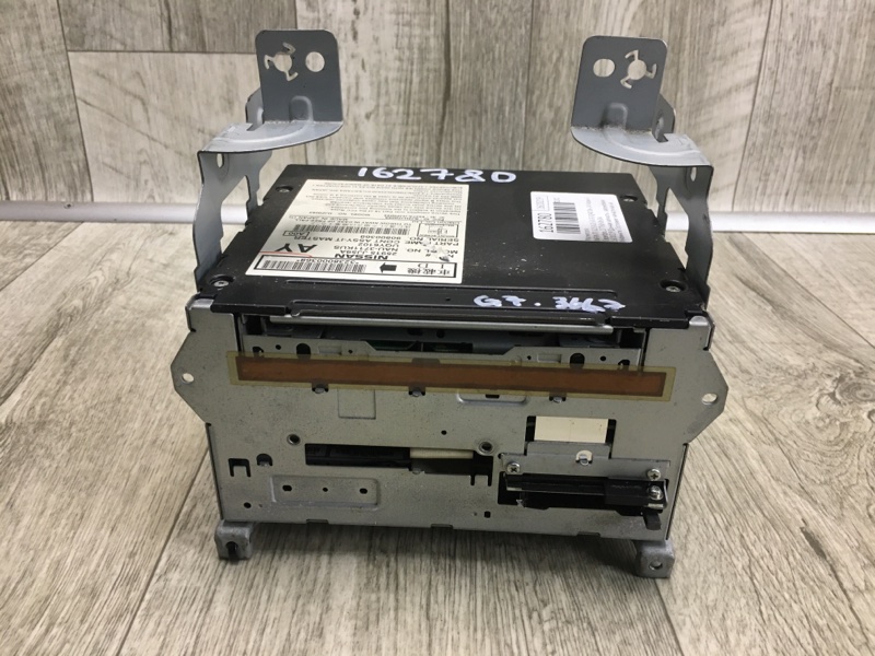 Магнитола INFINITI G25/G35/G37/Q40 06-14 2011 Седан 3.7 VQ37VHR 25915-JJ59A Б/У