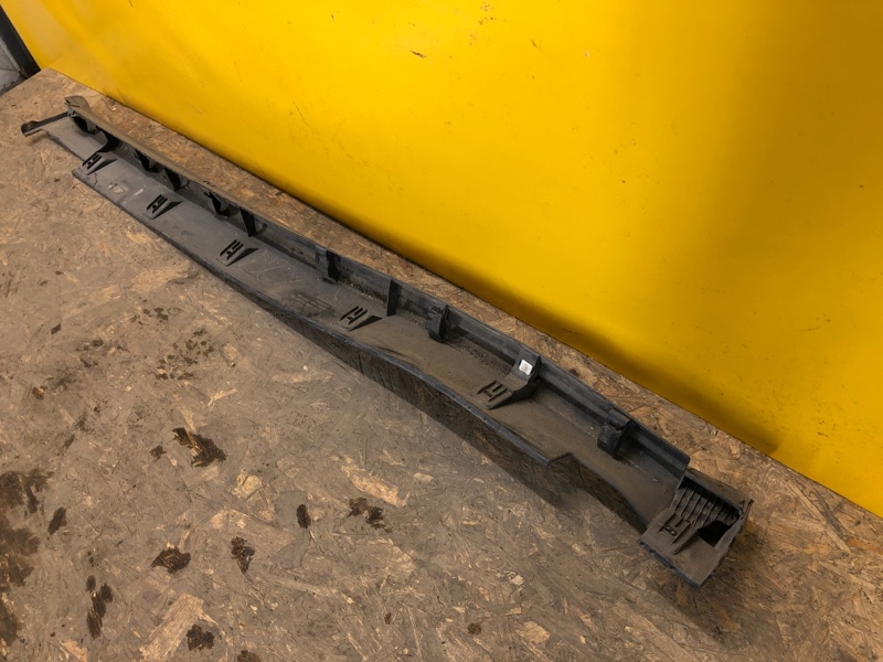 Накладка порога наружная правая CRV 02-06