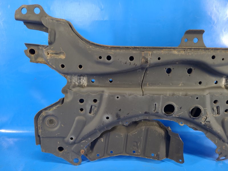 Балка передней подвески COROLLA E16 13-