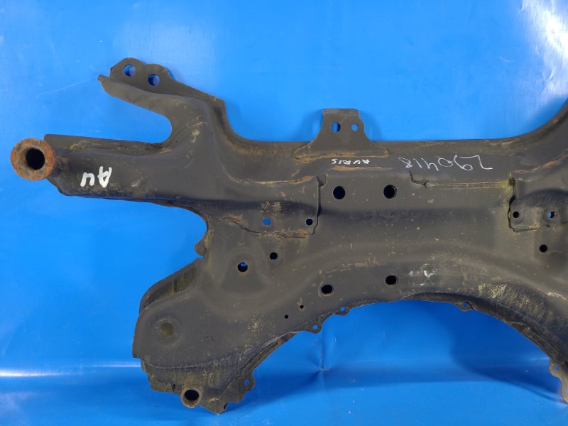 Балка передней подвески AURIS 13-18