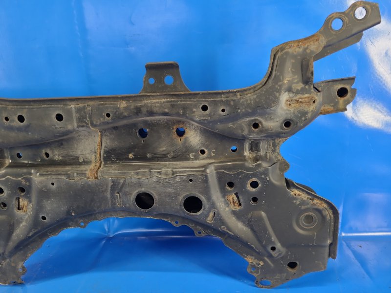 Балка передней подвески TOYOTA COROLLA E16 13-