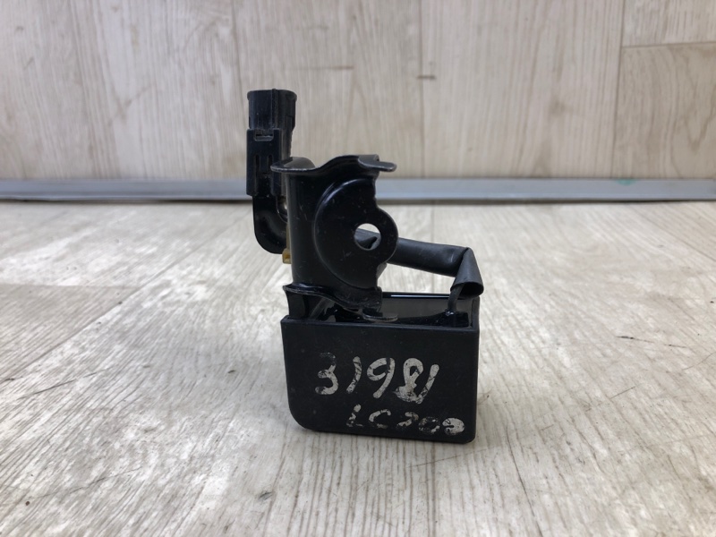 Конденсатор LAND CRUISER 200 08-21 Конденсатор LAND CRUISER 200 08-21