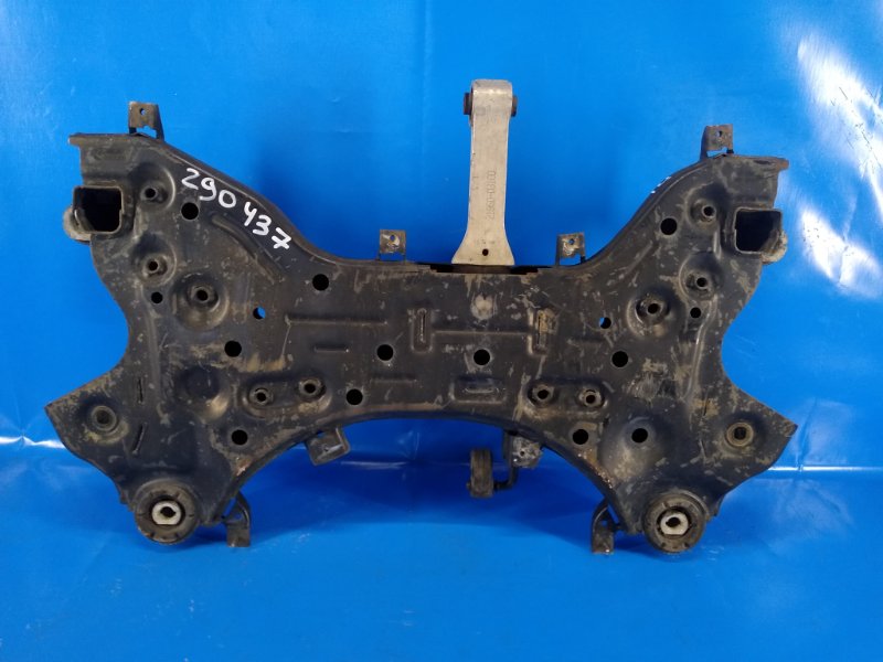 Балка передней подвески HYUNDAI TUCSON TL 15-20 62405-D7150 Б/У