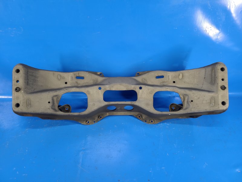 Балка передней подвески SUBARU FORESTER 12-19 20101SG000 Б/У