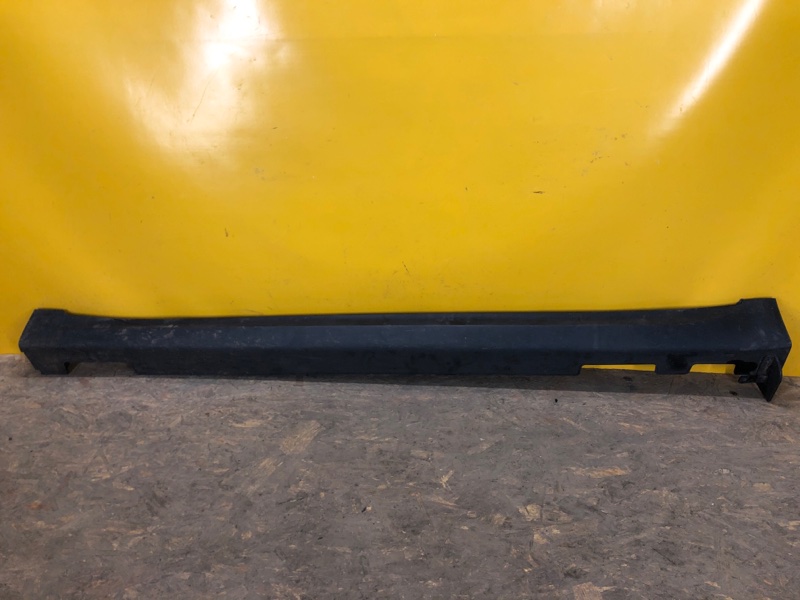 Накладка порога наружная левая KIA NIRO DE 16-22 87753-Q4000 Б/У