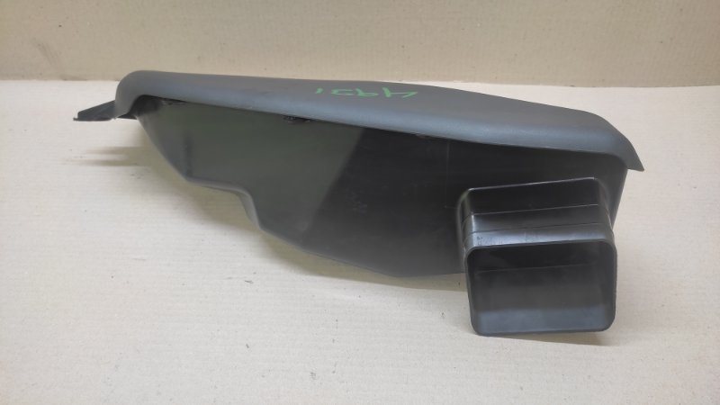 Воздухозаборник TRIBECA B9 05-07