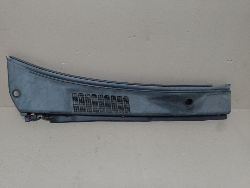 Пластик под лобовое стекло / Жабо правый NISSAN XTERRA 00-05 2003 Внедорожник 3.3 66810-9Z001 Б/У