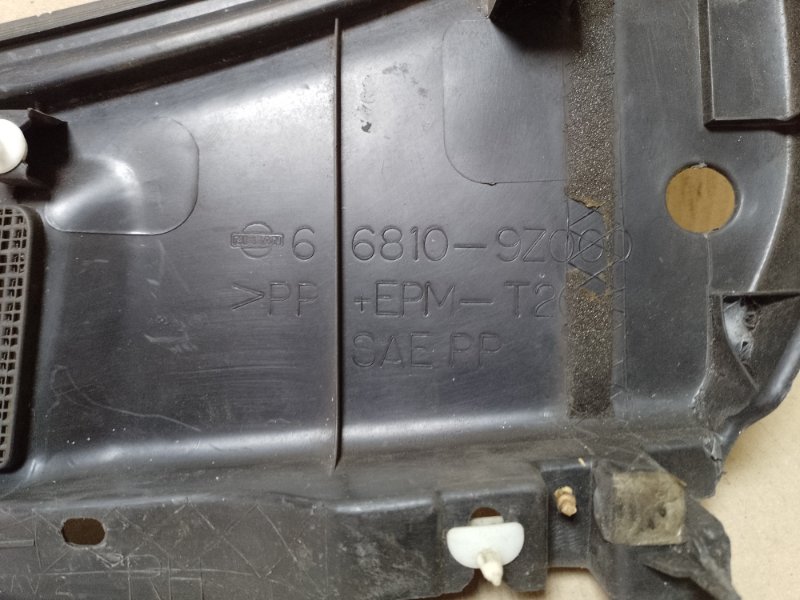 Пластик под лобовое стекло / Жабо правый NISSAN XTERRA 00-05 Внедорожник 3.3