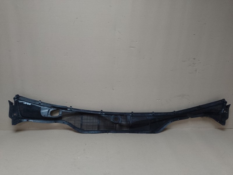 Пластик под лобовое стекло / Жабо LS430 00-06