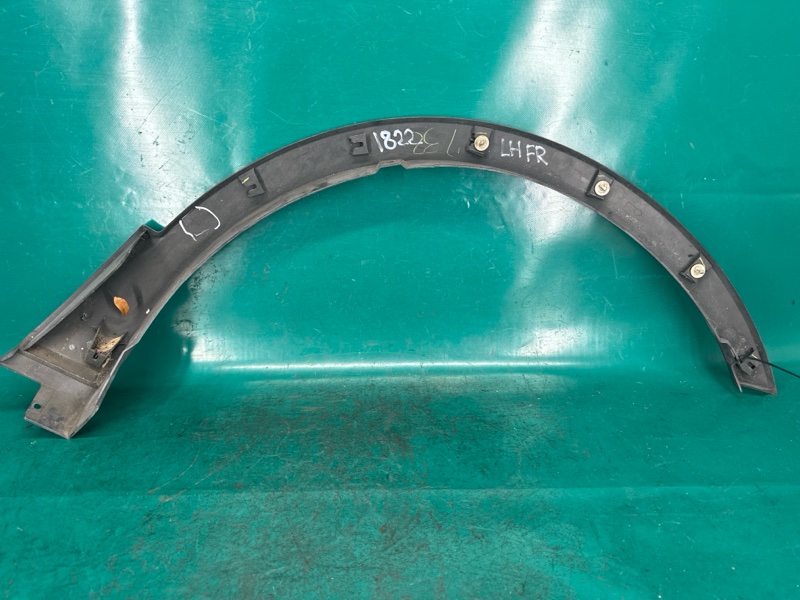 Накладка крыла (расширитель арки) передняя левая MAZDA CX-9 06-16 3.7 Накладка крыла (расширитель арки) передняя левая MAZDA CX-9 06-16 3.7