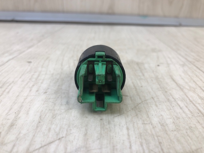 Датчик положения педали тормоза MITSUBISHI OUTLANDER XL 05-13