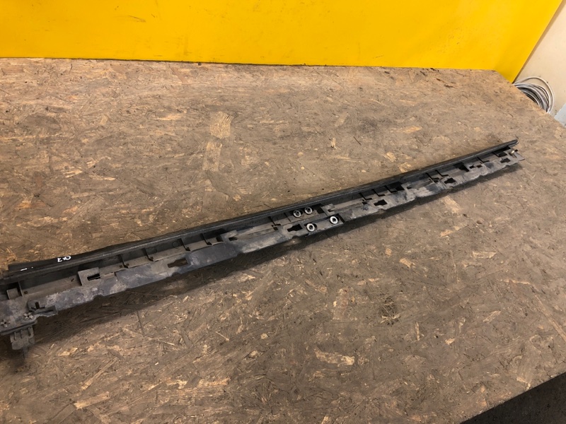 Накладка порога наружная левая CX-7 06-12