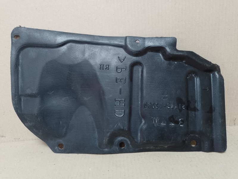 Защита двигателя правая CT200 11-17 2013 1.8 2ZRFXE