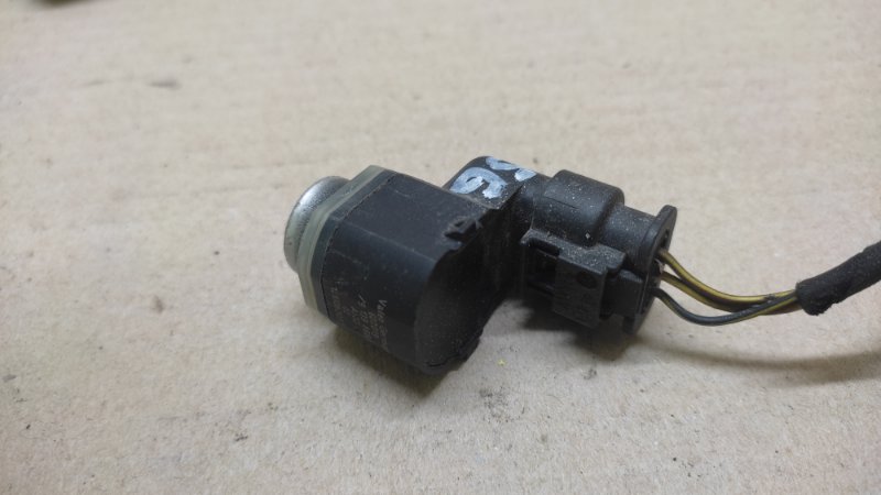 Датчик парктроника 5 SERIES 03-10 Датчик парктроника 5 SERIES 03-10