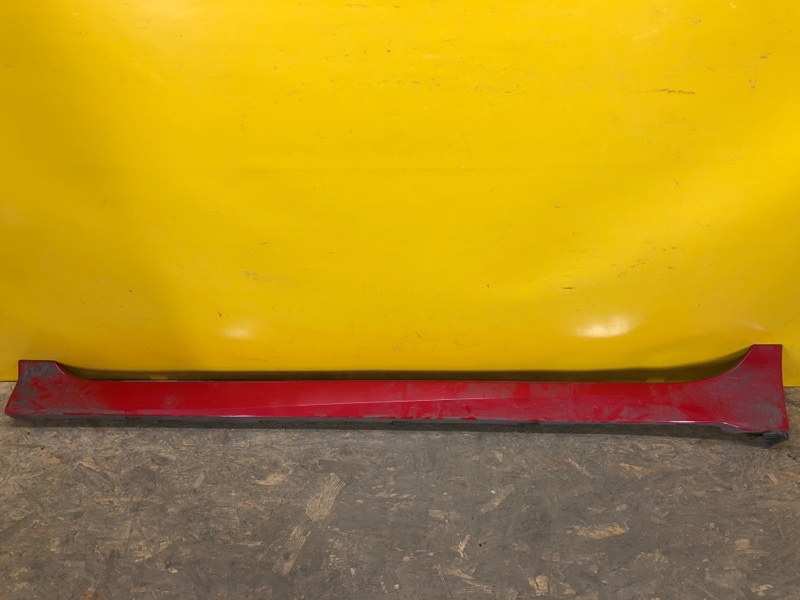 Запчасть накладка порога наружная левая NISSAN LEAF 18- 76851-6WL2C Б/У Накладка порога наружная левая NISSAN LEAF 18- 76851-6WL2C Б/У