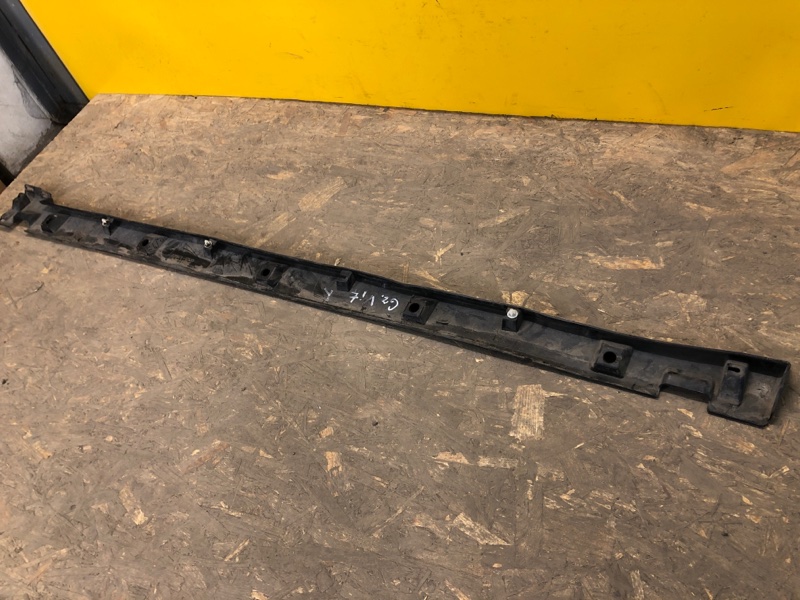 Накладка порога наружная правая GRAND VITARA 05-15