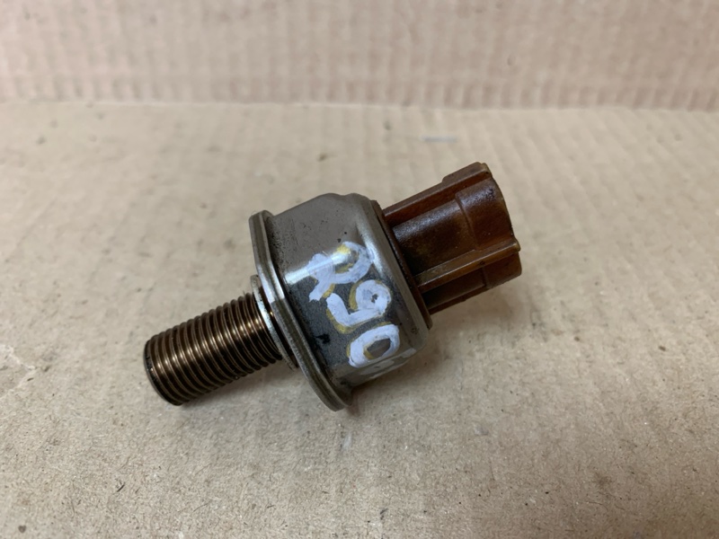 Датчик давления топлива NISSAN JUKE 10-19 1.6 MR16DDT 16638-1LA0A Б/У