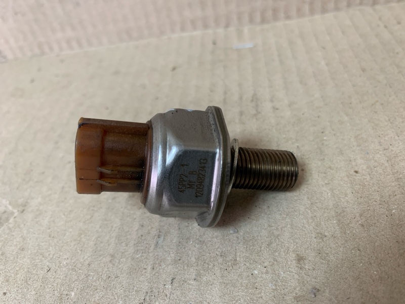 Датчик давления топлива NISSAN JUKE 10-19 1.6 MR16DDT