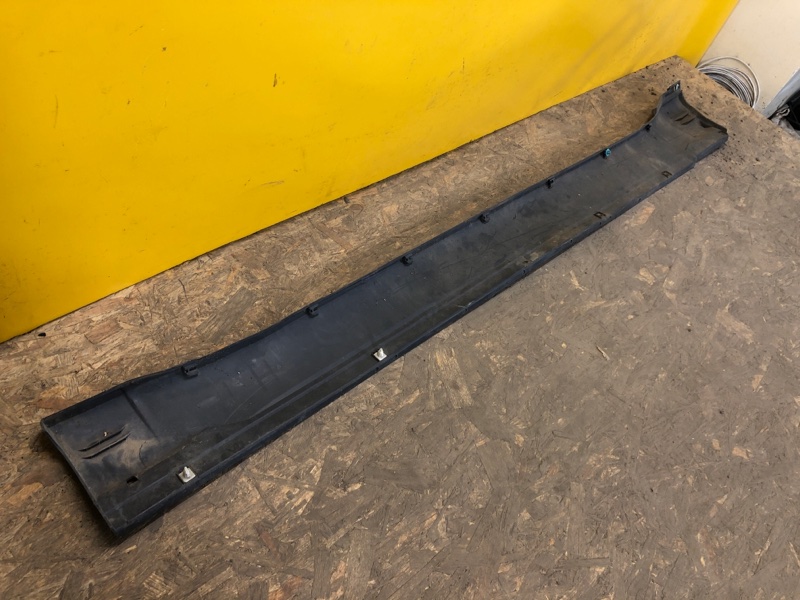 Накладка порога наружная левая MITSUBISHI PAJERO 06-21