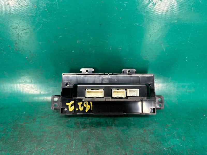 Блок управления печкой MAZDA CX-9 06-16 3.7