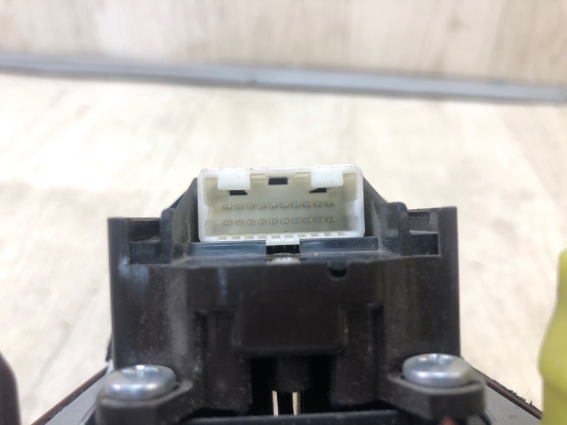 Блок управления стеклоподъемниками ES350 06-12