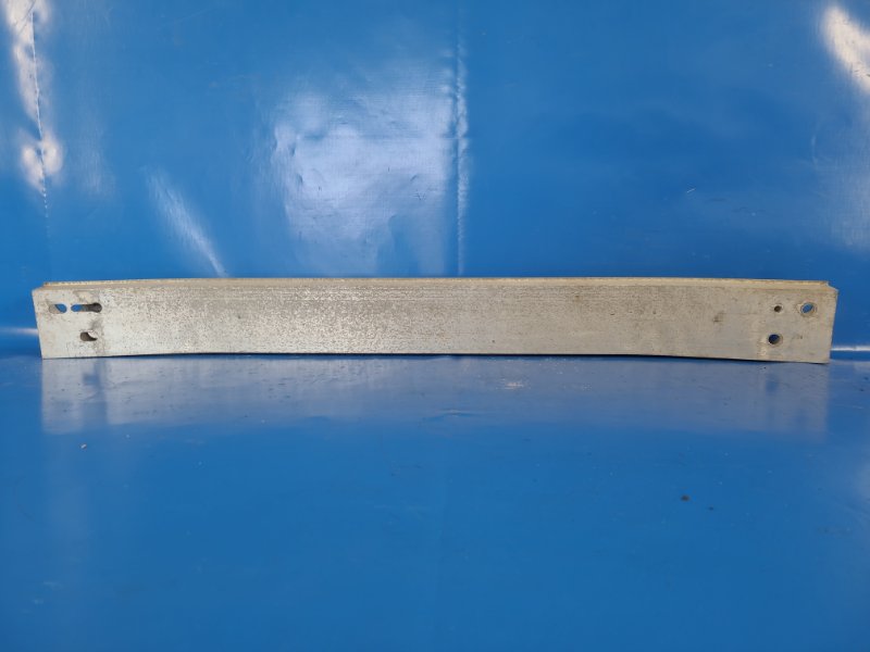 Усилитель заднего бампера LEXUS CT200 11-17